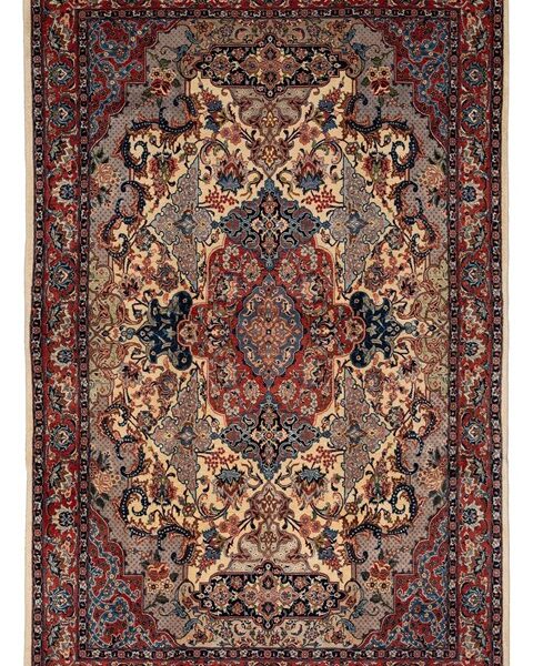 Isfahan 133x216cm