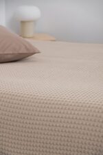 Κουβέρτα ΠΙΚΕ NAF NAF Cotton Waffle Pique Beige