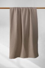 Κουβέρτα ΠΙΚΕ NAF NAF Cotton Waffle Pique Beige - Image 3