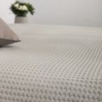 Κουβέρτα ΠΙΚΕ NAF NAF Cotton Waffle Pique Silver Grey