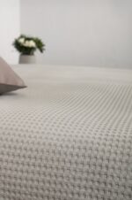 Κουβέρτα ΠΙΚΕ NAF NAF Cotton Waffle Pique Silver Grey