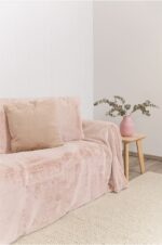 Naf Naf Lapin Throws  - Dusty Pink - Image 3