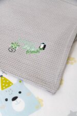 Naf Naf Little Zoo 301 - White βρεφική πικέ κουβέρτα - Image 2